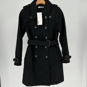 WISEME BLACK LACE COAT‎